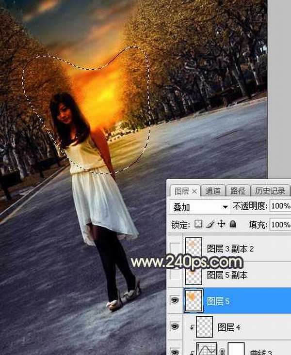 Photoshop调制出暗黄色逆光水泥路面上人物图片